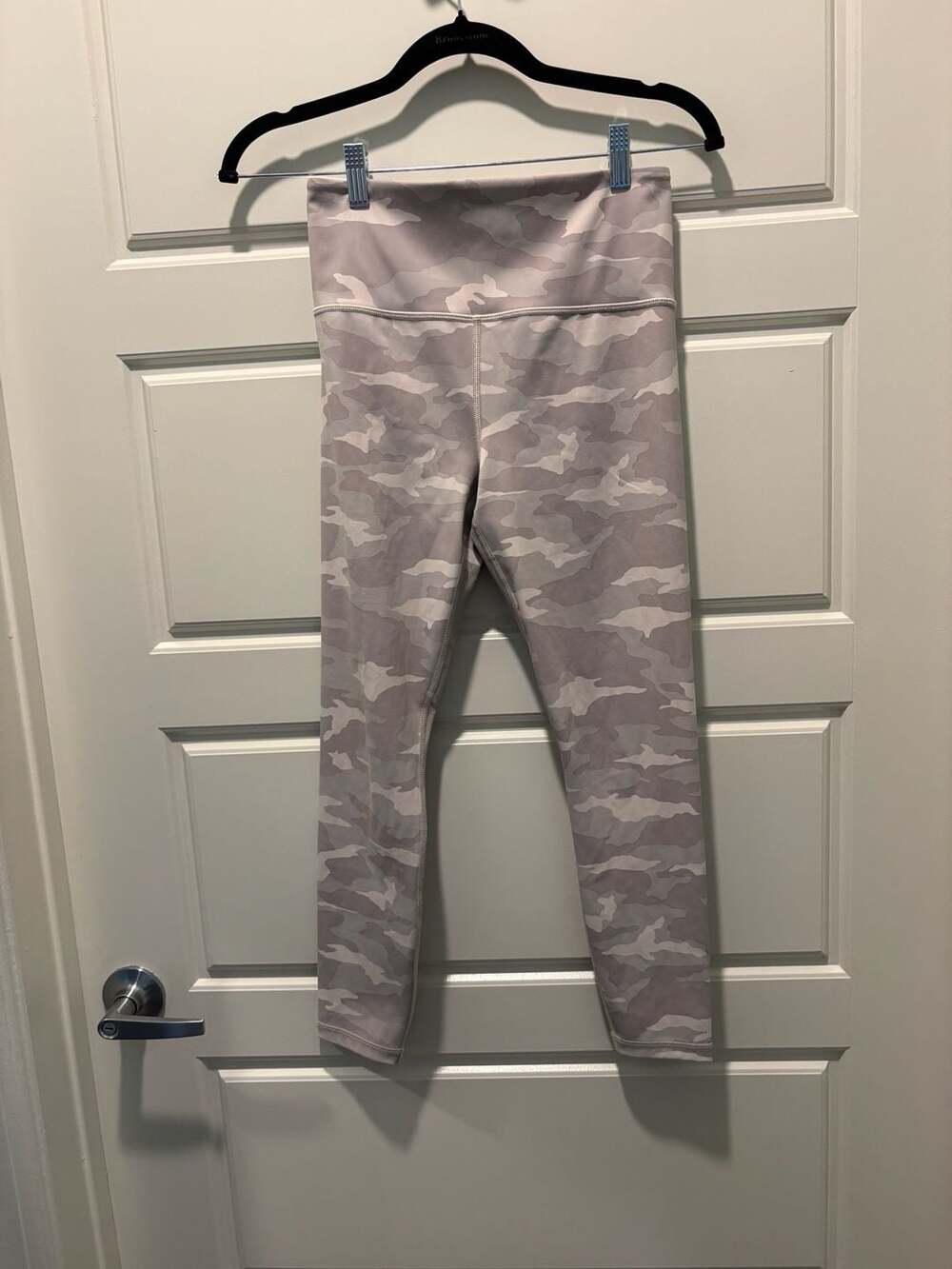 Athleta Elation 7/8 Tight Gray Camo High Waist Leggings